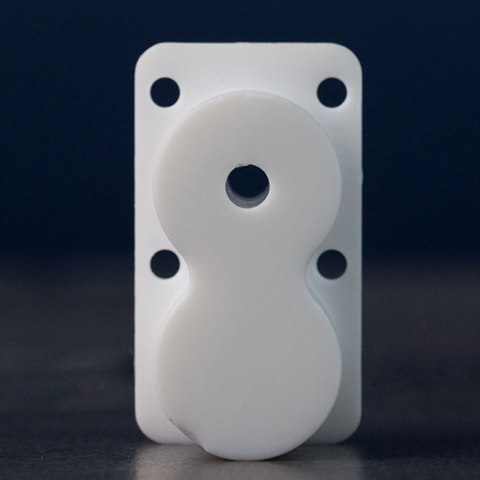 إنشاء نماذج أولية بلاستيكية CNC